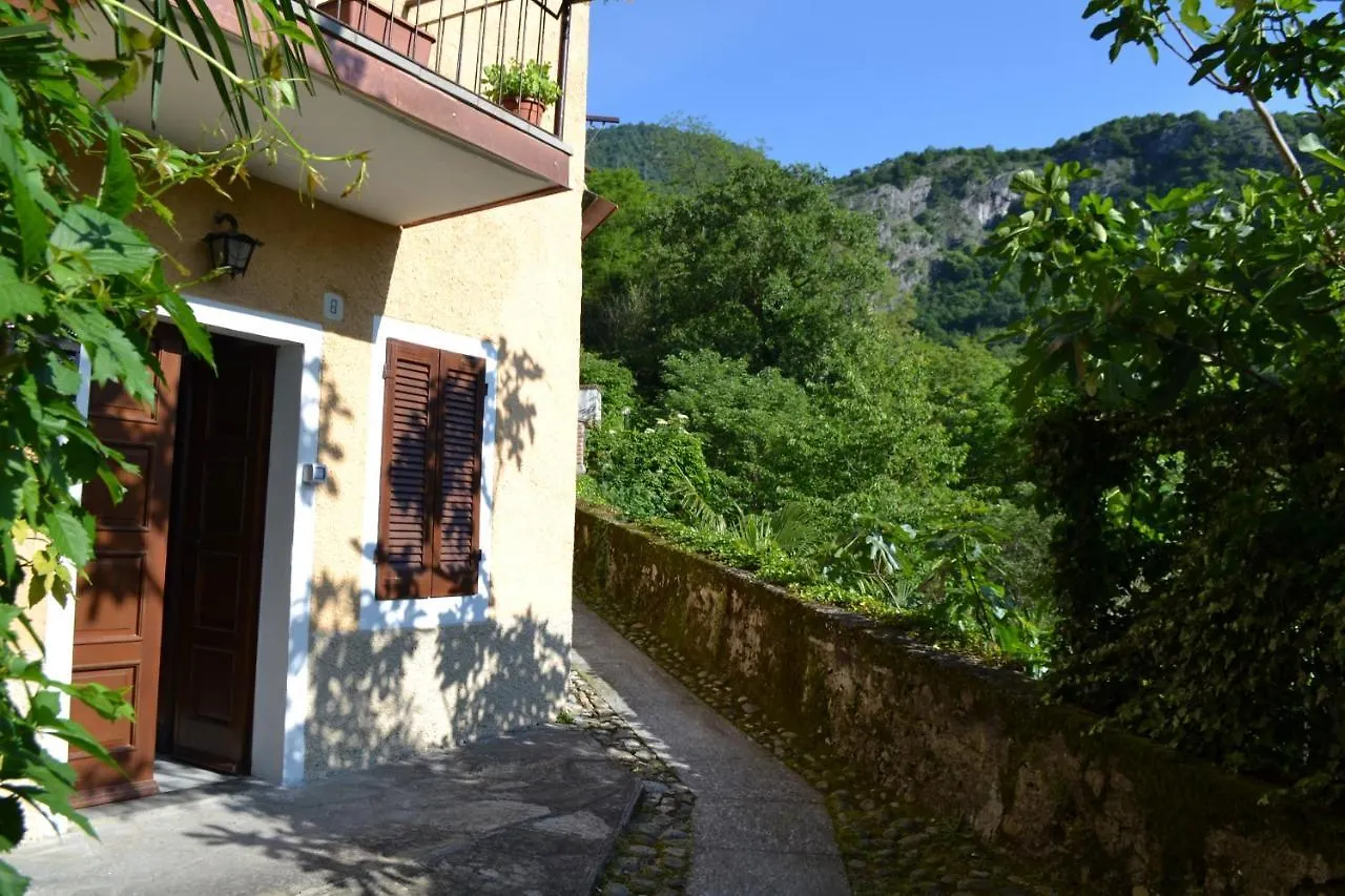Vila Casa Clarice Balogno Tremezzo